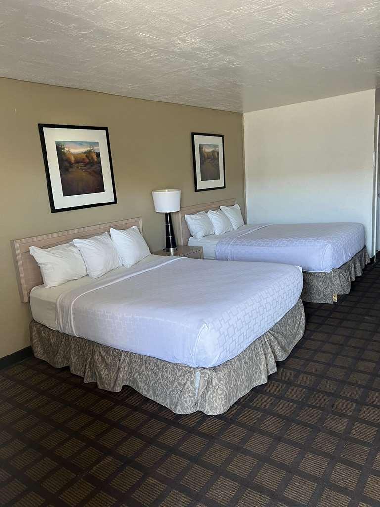Knights Inn Wendover Kamer foto